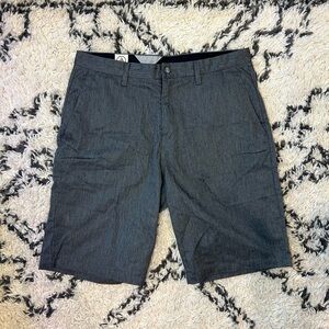 Volcom Shorts Mens 34 Chino Dark Gray Logo Casual Lightweight Preppy Y2K Adult